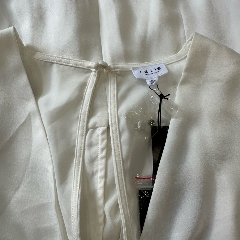 Le Lis White Long Sleeve Dress size L - Picture 6 of 12
